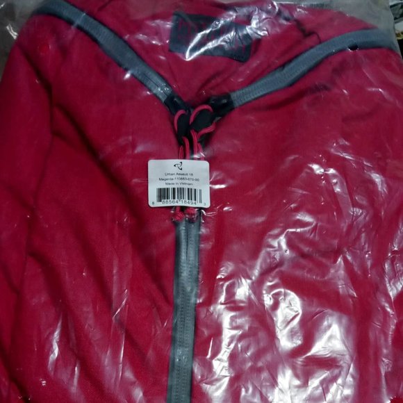 Mystery Ranch Urban Assault Backpack 18L Magenta - Picture 1 of 5